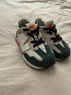 New Balance 327 toddler Sneakers